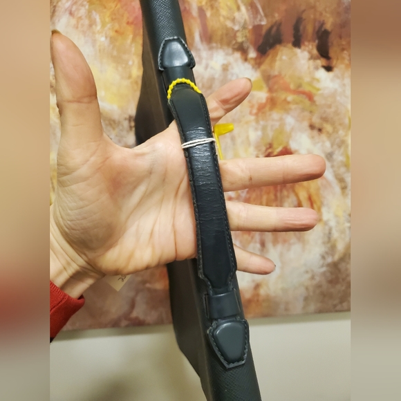 Authentic Louis Vuitton dark green taiga leather briefcase - Picture 6 of 7